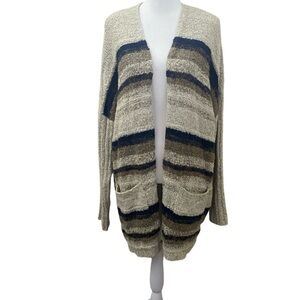 Knox Rose Cream and Navy Striped Cardigan. Size L. Oversize with pockets.